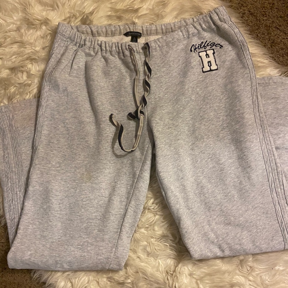 Tommy Hilfiger sweatpants - Picture 1 of 6
